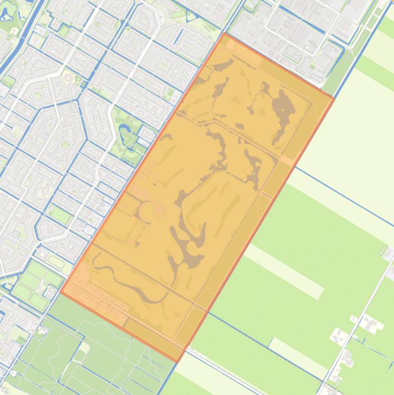 Kaart van de buurt Golfterrein en verspreide bebouwing.